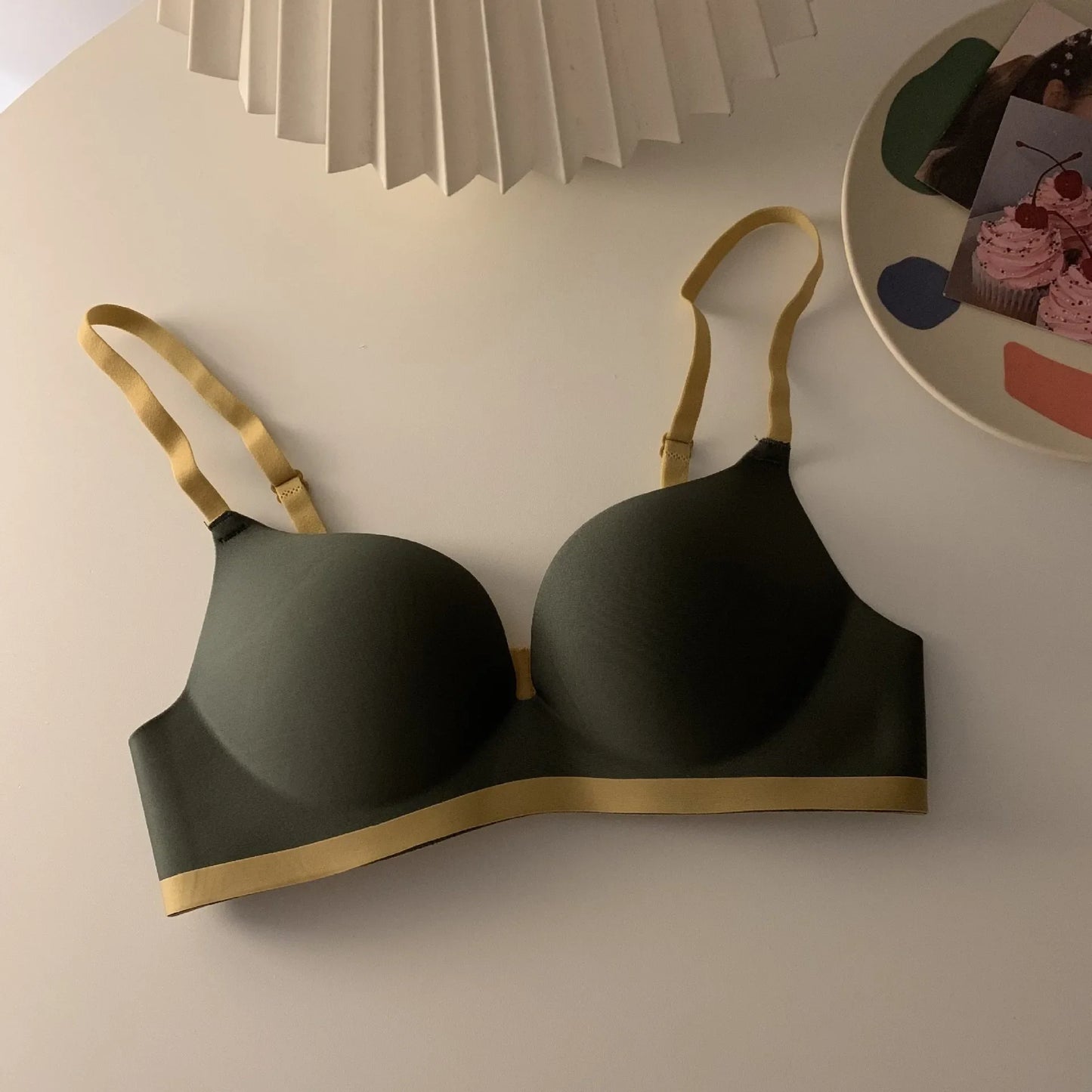 Color-Contrast Push-Up Bra – Bold and Comfortable Support Bra for Women