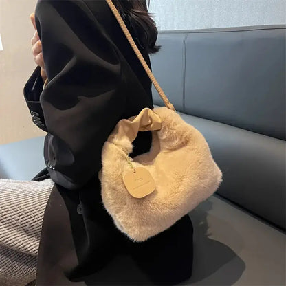 Women's Chic Faux Fur Crossbody Bag - Soft and Stylish Winter Shoulder Purse