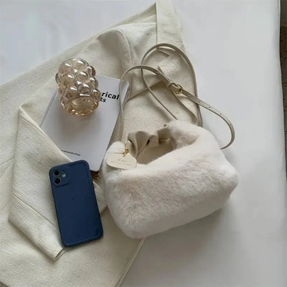 Women's Chic Faux Fur Crossbody Bag - Soft and Stylish Winter Shoulder Purse
