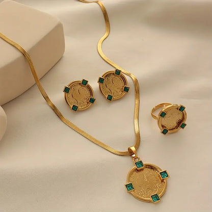 Gold Rooster Pattern Jewelry Set - Zirconia Pendant Necklace, Ring, and Earrings in Retro Luxury Design