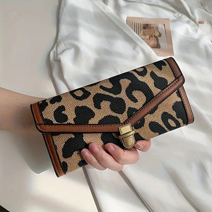 Stylish Leopard Print Wallet – Trendy Women’s Compact Purse with Card Slots
