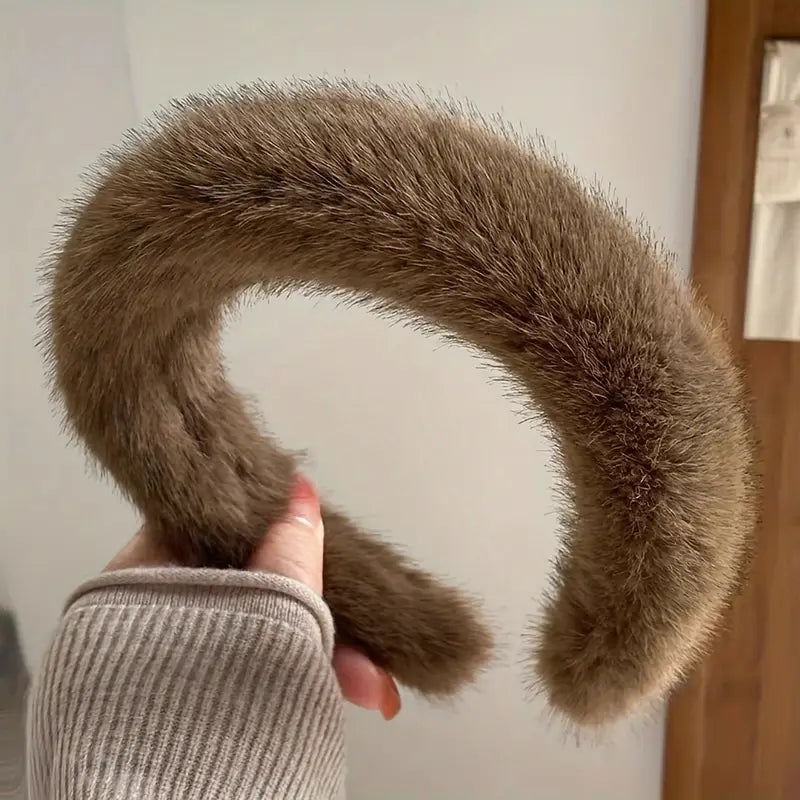 Elegant Plush Headband for Women - Soft Hair Accessory for Autumn & Winter