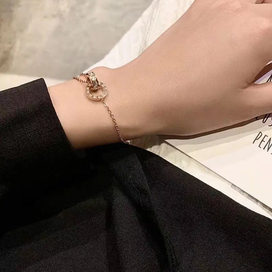 18K Golden Plated Double-Ring Snake Chain Bracelet with Rhinestone Detail – Elegant Women's Jewelry