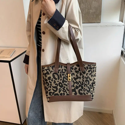 Large Capacity PU Leather Tote Bag - Stylish Women’s Casual Work Bag with Zipper Closure