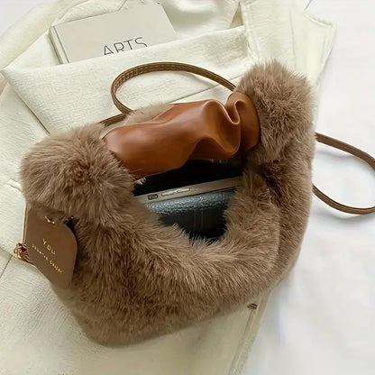 Women's Chic Faux Fur Crossbody Bag - Soft and Stylish Winter Shoulder Purse