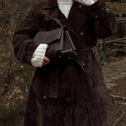 Chic Lace-Up Winter Coat – Stylish and Warm Winter Outerwear for Women