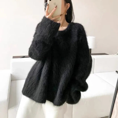 Oversize Winter Knit Sweater - Women's Long Sleeve Pullover with Loose Knit Design for Winter Fashion