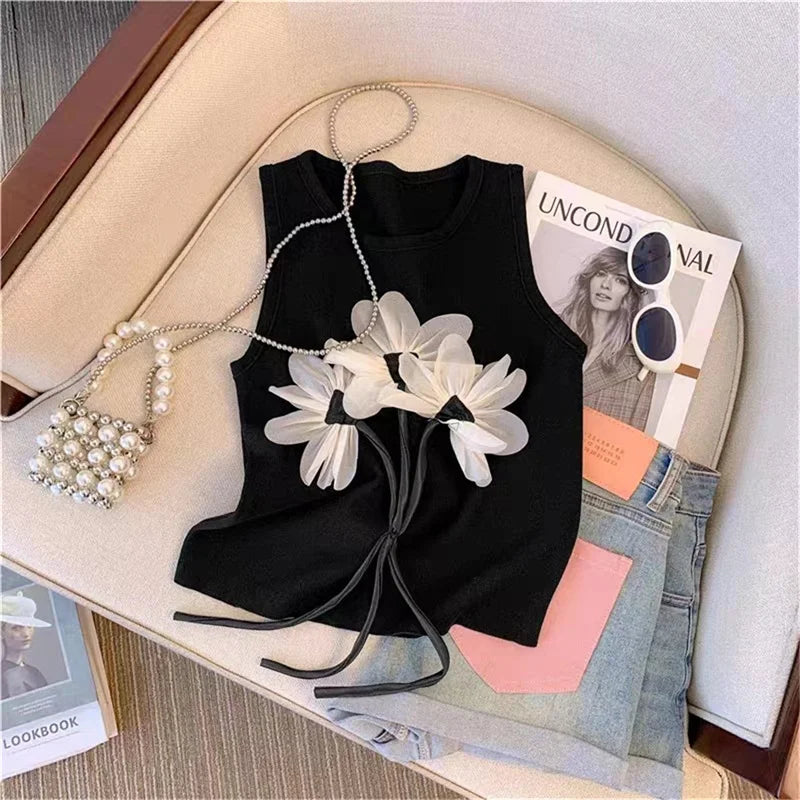 Chic Flower Knitted Vest - Elegant and Cozy Floral Sweater for Women