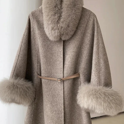 Elegant Women’s Fox Fur Wool Cape Shawl with Luxurious Fur Trim