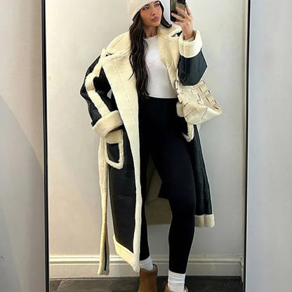 Chic Contrast Lamb Wool Coat - Loose Fit, Versatile Street Style Autumn Outerwear for Women 2024