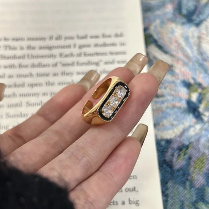 Retro Black Enamel Crystal Ring - Silver 925 Layered Style Ring with Inlaid Crystals for Women