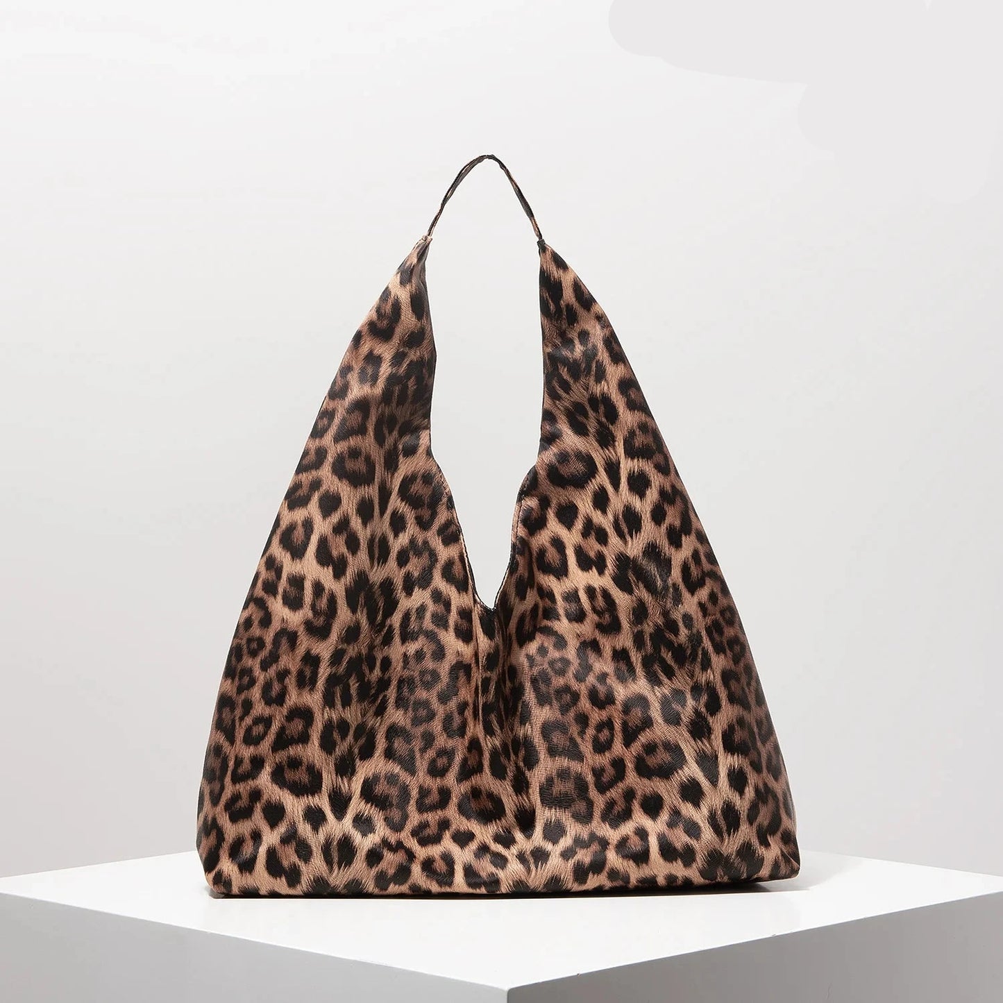 Retro Leather Shoulder Bag for Women