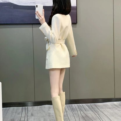 Elegant Double-Breasted Long Coat – Stylish and Sophisticated Winter Outerwear for Women