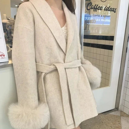 Elegant Fur Cuff Tweed Coat for Women – Luxury Winter Fashion