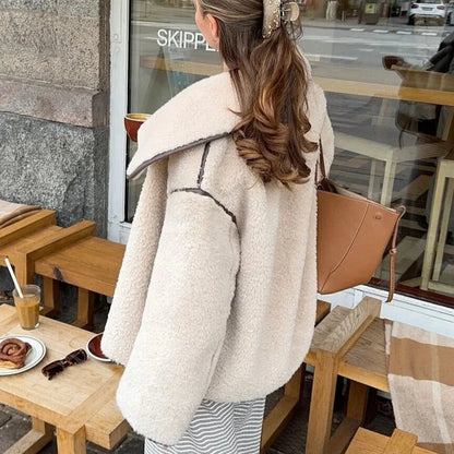 Chic Fur Turndown Jacket – Luxurious Faux Fur Coat for Women