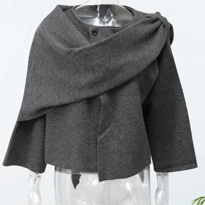 Elegant Cape Jacket – Timeless and Stylish Outerwear for Women