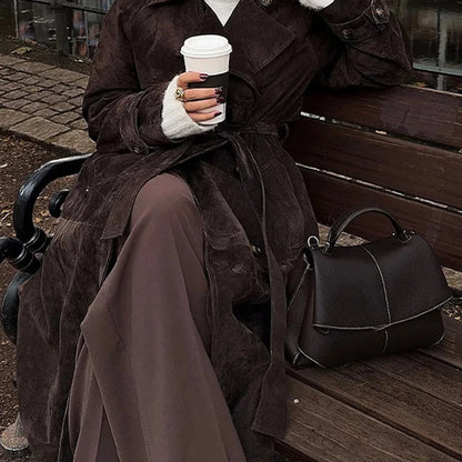 Chic Lace-Up Winter Coat – Stylish and Warm Winter Outerwear for Women