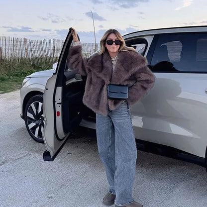 Brown Faux Fur Coat - Elegant Women’s Faux Fur Jacket for Winter Fashion and Warmth