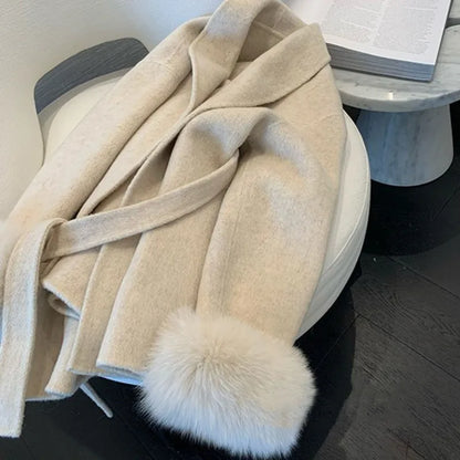 Elegant Fur Cuff Tweed Coat for Women – Luxury Winter Fashion