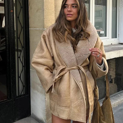 Contrast Fur Coat – Stylish Color-Block Faux Fur Winter Outerwear for Women