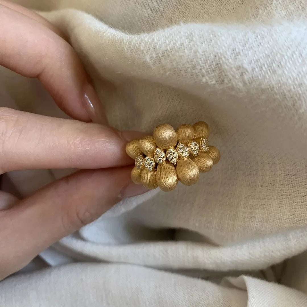 Gold Ribbon Adjustable Ring – Elegant Statement Jewelry