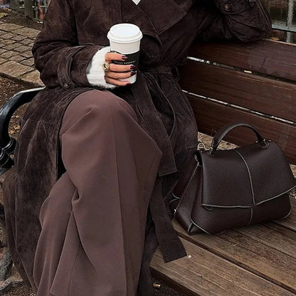 Chic Lace-Up Winter Coat – Stylish and Warm Winter Outerwear for Women