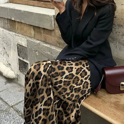 Women’s Leopard Print Skirt
