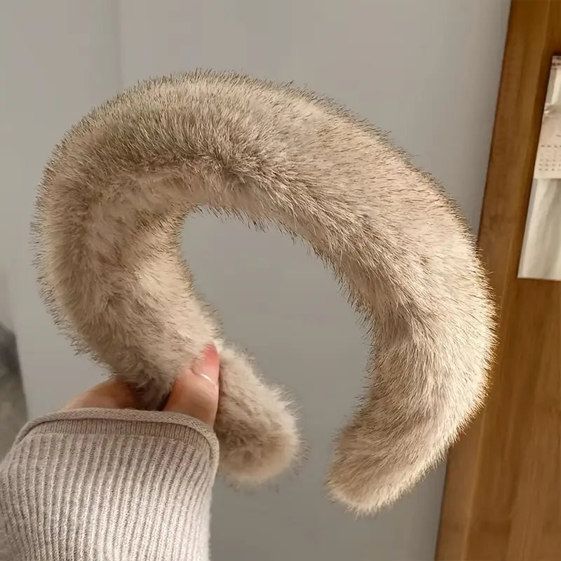 Elegant Plush Headband for Women - Soft Hair Accessory for Autumn & Winter
