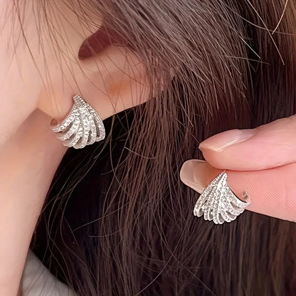 Elegant Zirconia Stud Earrings for Women - Dazzling Claw-Set Jewelry for Daily Wear, Parties, and Banquets